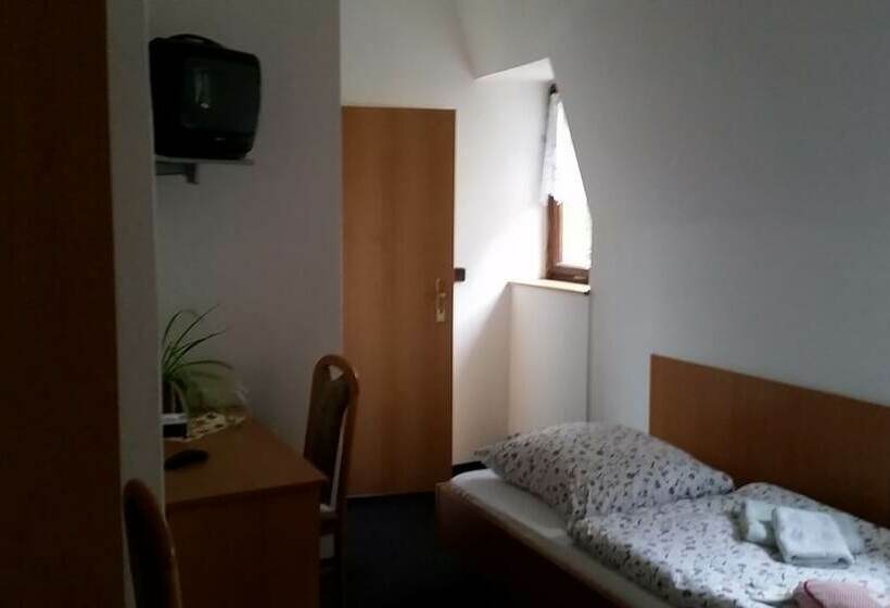 スタンダードルーム, Pension Und Restaurant Die Burg