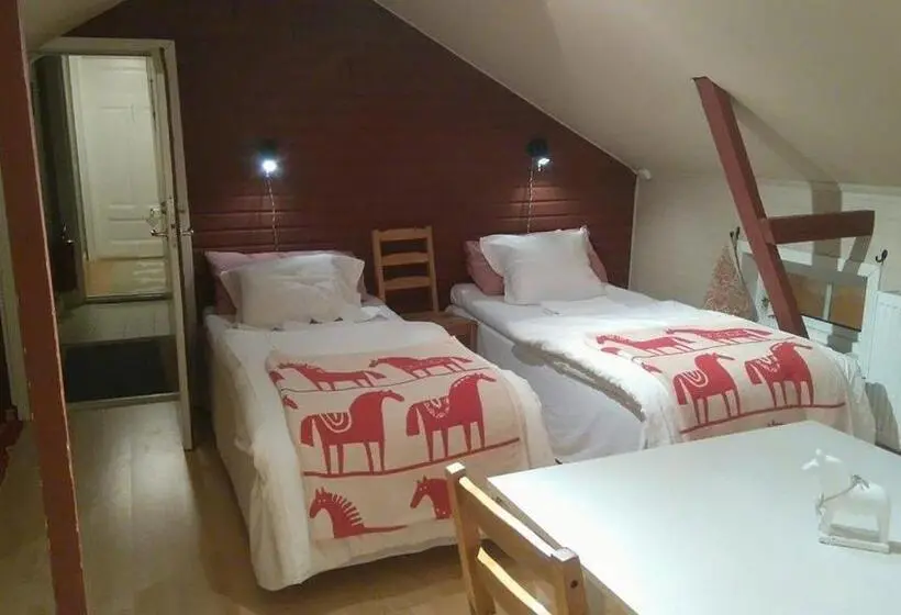 Standard Neljän Hengen Huone, Kopparstugans Bed & Breakfast