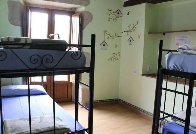 Standard Neljän Hengen Huone, Pensión Albergue A Pedra