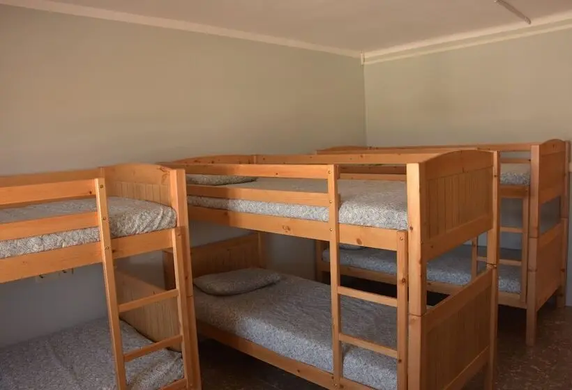 اتاق خانوادگی, Xalet Refugi U.e.c. Hostel
