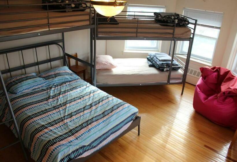 Семейный Номер, Auberge De Jeunesse Magog Orford Hostel