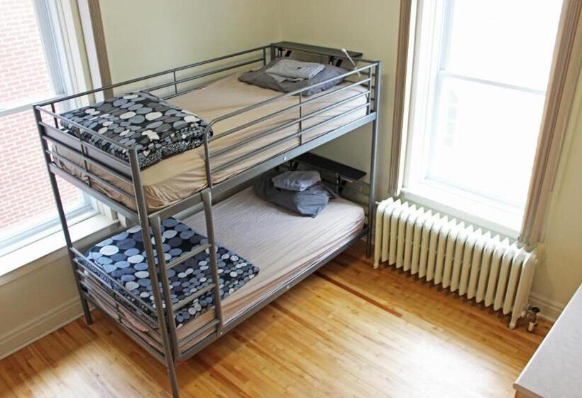 スタンダードルーム, Auberge De Jeunesse Magog Orford Hostel