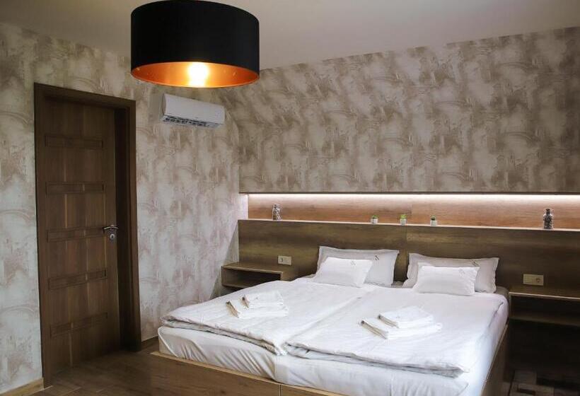 Номер Superior Кровать Кинг, Madison Village
