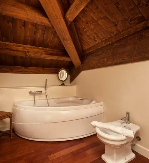Standard Kolmen Hengen Huone, Principessa Di Savoia