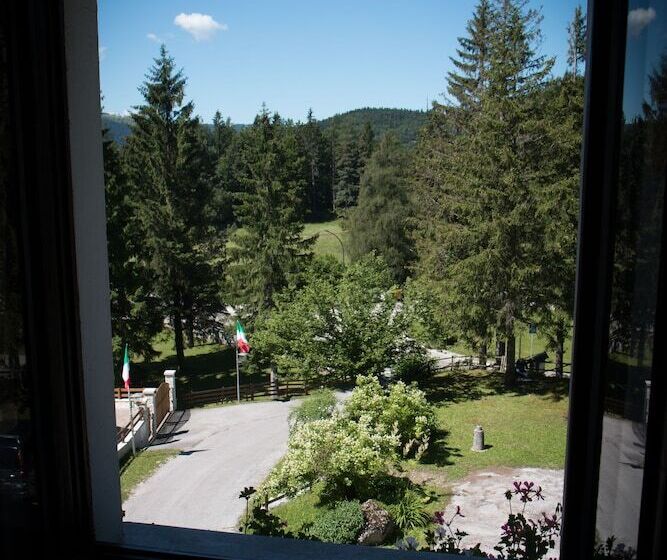 חדר סטנדרט, Club 21