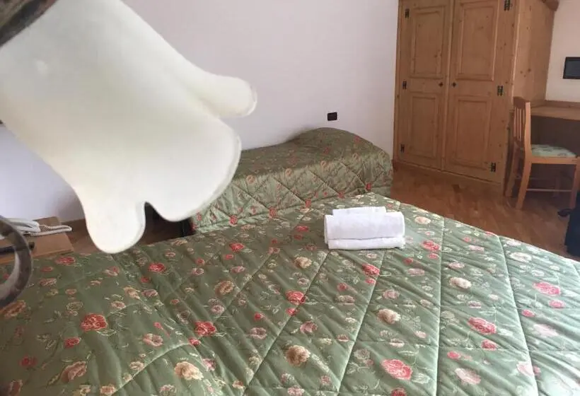 バルコニー付きスタンダードトリプルルーム, Garni Il Muretto