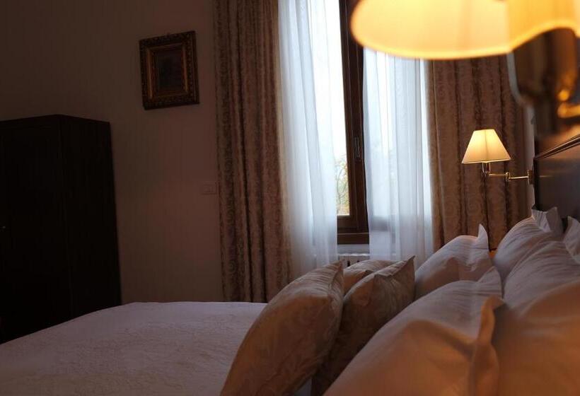اتاق استاندارد, Livio