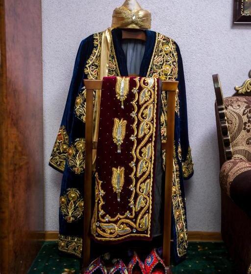 １ベッドルームアパートメント, Qibla Tozabog