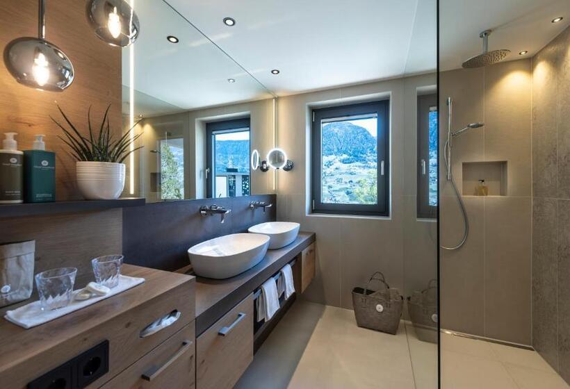 Люкс с Балконом, Sonnbichl