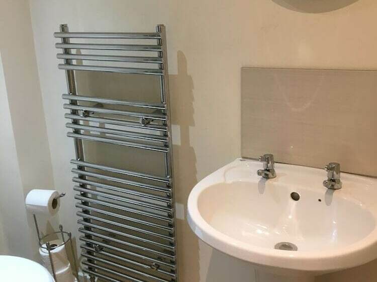 Номер Стандарт, The Royal