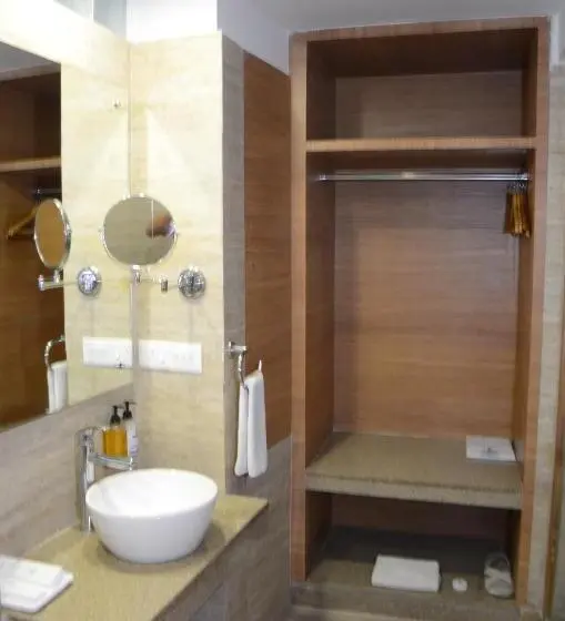 エクゼクティブスイート, Sparrow Hotel Managed By Siara Sariska Alwar