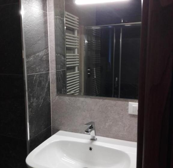 استودیو خانوادگی, B&b Casa Dilillo