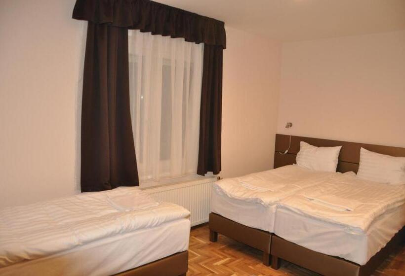 اتاق سوپریور سه تخته, Sport