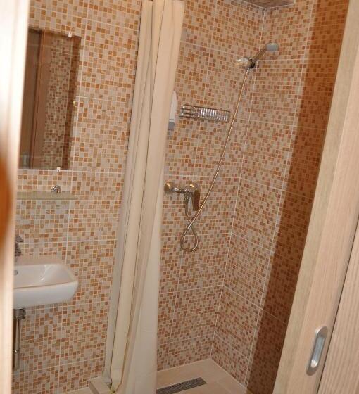 اتاق سوپریور سه تخته, Sport