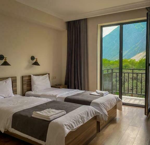 اتاق استاندارد, Gold Kazbegi