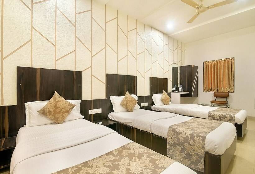 高级大房间, Satkar