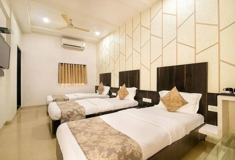 高级大房间, Satkar