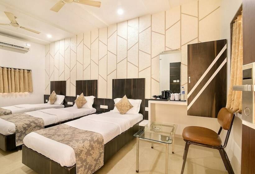 高级大房间, Satkar