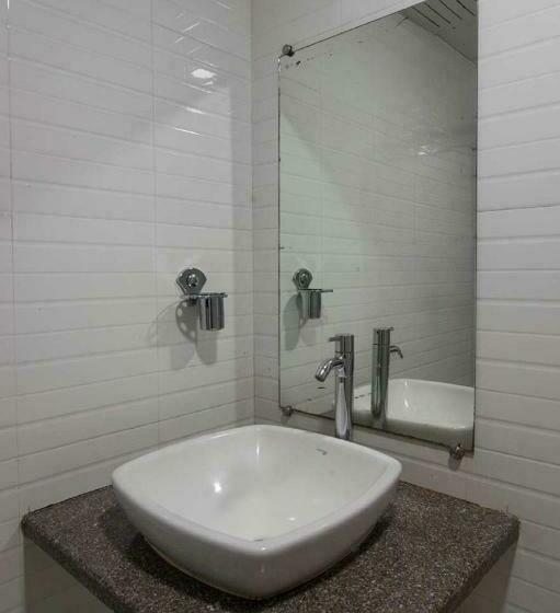 豪华房间, Satkar