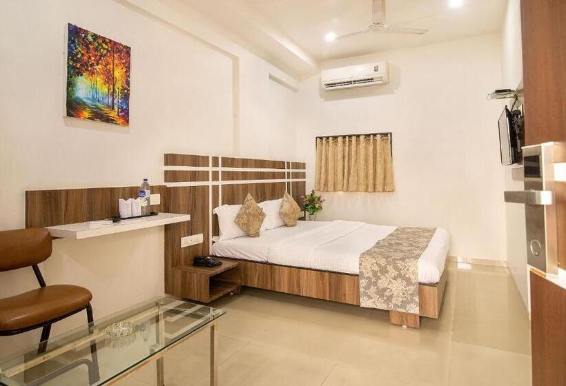 豪华房间, Satkar