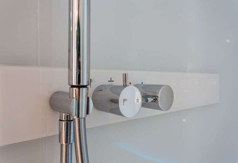 디럭스 스위트 바다 전망, Savini