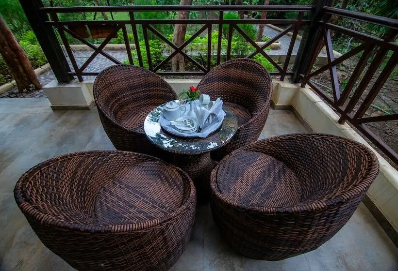 プレミアムルーム, Jharna Resort Navegaon Gate
