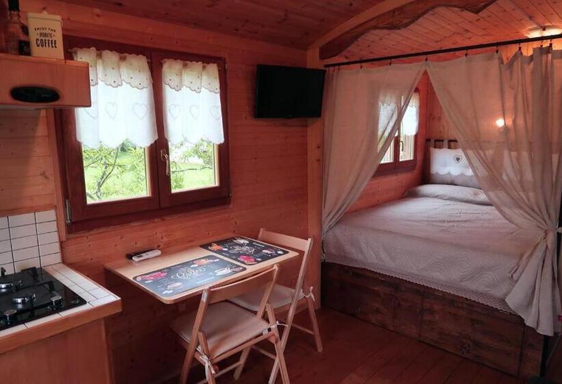 Дом 1 Спальня, I Tre Abeti   Holiday House