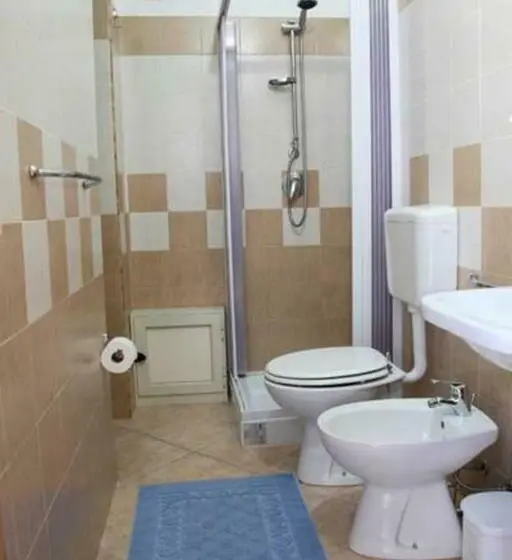スタンダード４人部屋, Bed & Breakfast Il Castellino