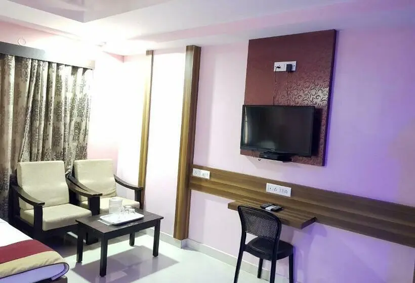 Deluxe-huone, Abm International