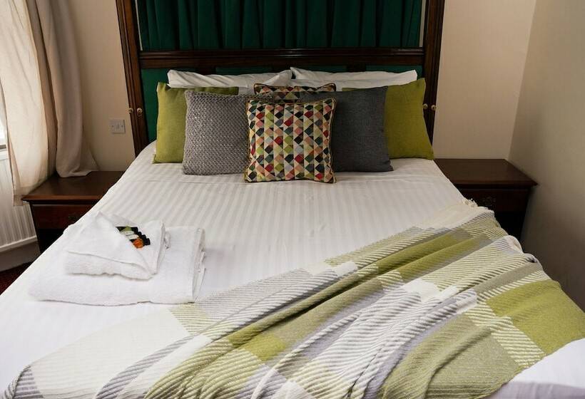 Chambre Standard Individuelle, Samrat