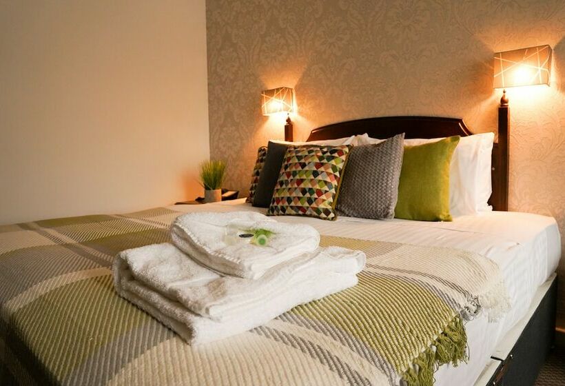 Chambre Standard Individuelle, Samrat