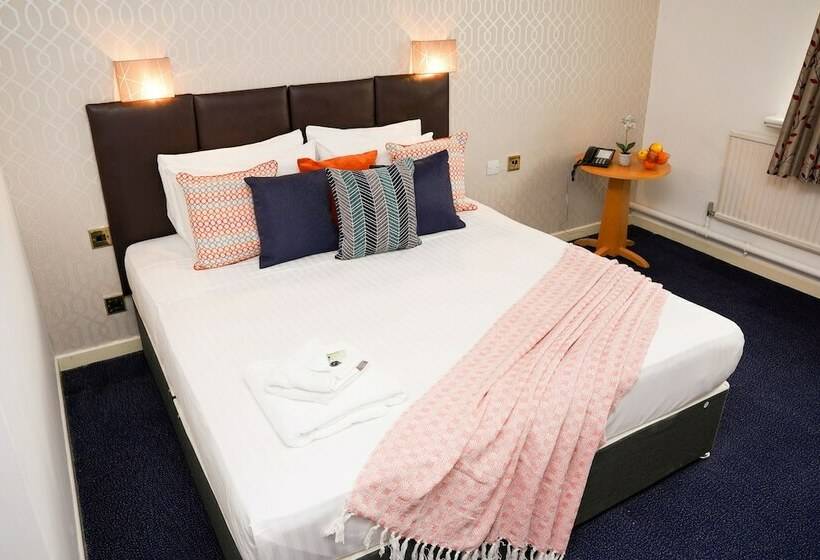 Chambre Standard Individuelle, Samrat