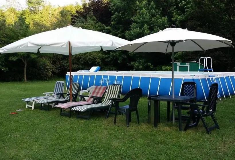 ツーベッドルーム　ヴィラ, I Tre Abeti   Holiday House