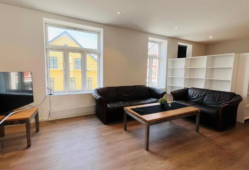Апартаменты 2 Спальни, Norhostel Apartment