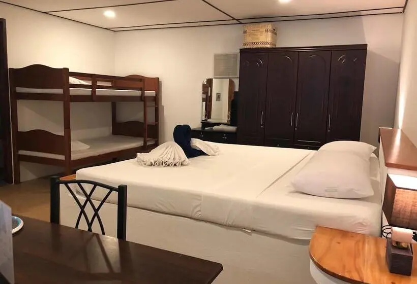 ファミリールーム, Parrot Resort Moalboal