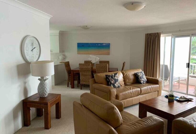 발코니가 있는 2 베드룸 아파트, Le Beach Apartments