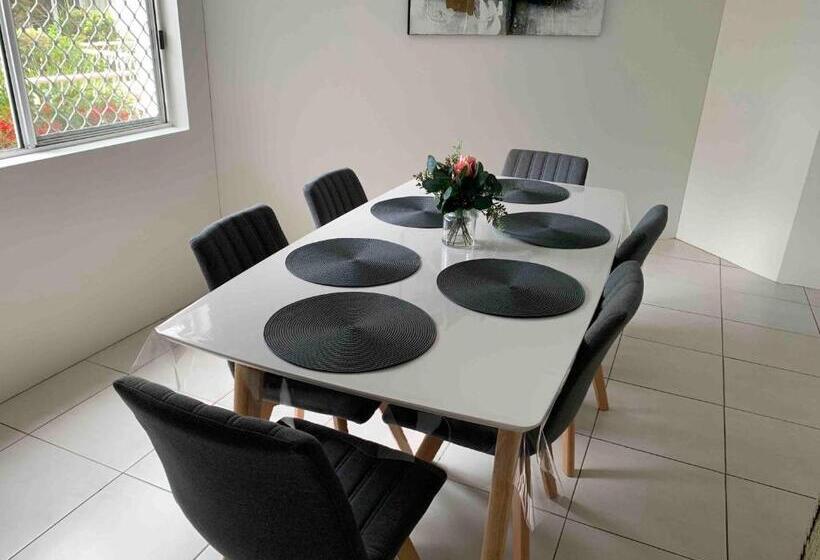 침실 1개 발코니 아파트, Le Beach Apartments