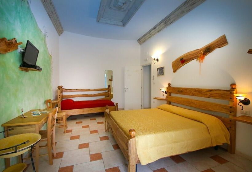 חדר סטנדרט לשלושה, Antico Borgo Marchese