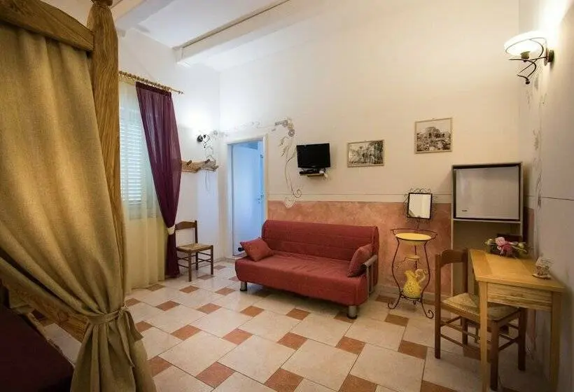 スタンダード4人部屋, Antico Borgo Marchese