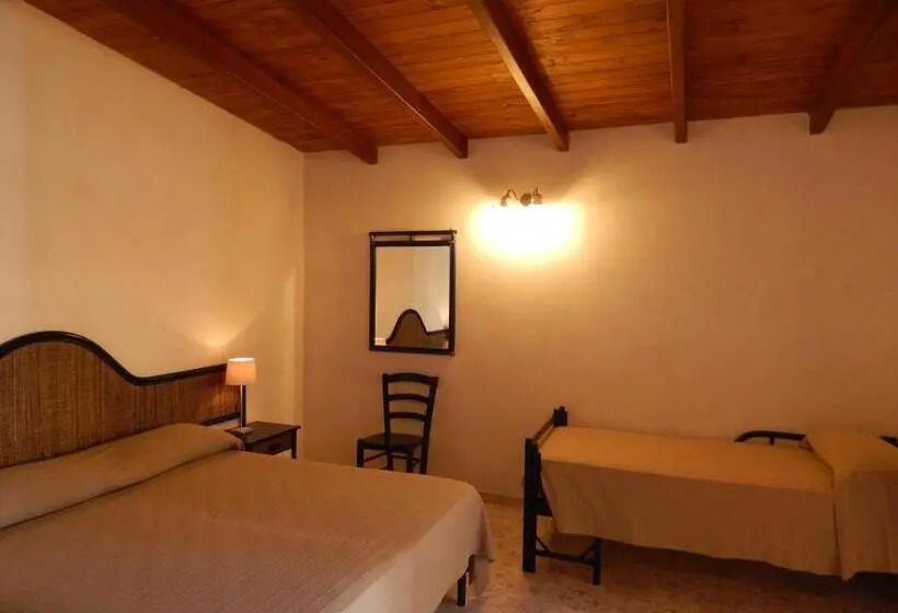 Standard Kolmen Hengen Huone, Casa Arcada