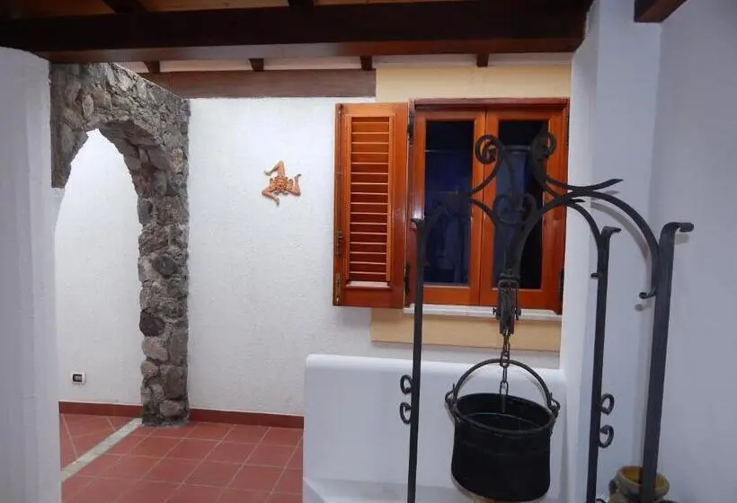 Comfort Kolmen Hengen Huone, Casa Arcada