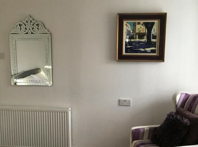 اتاق استاندارد, Edenside House