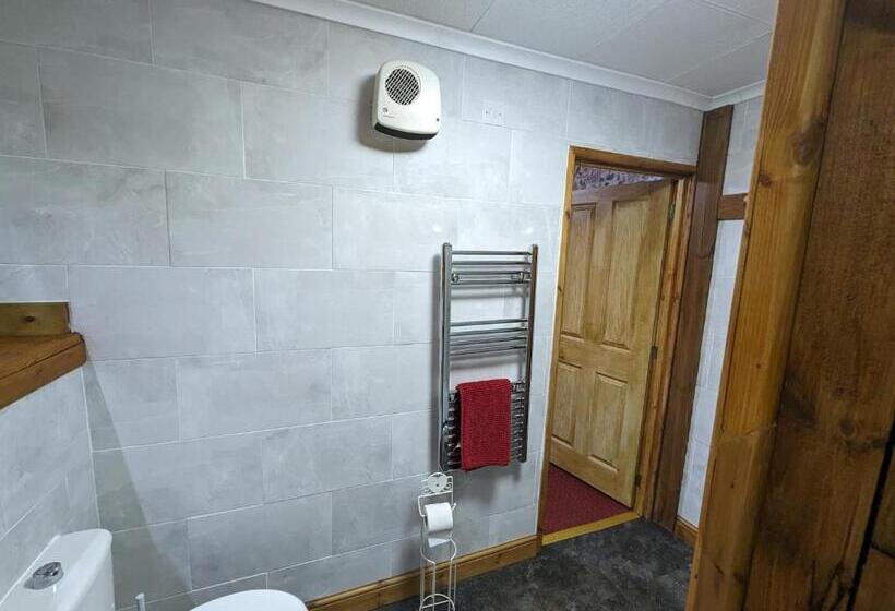 Четырехместный номер Премиум, The Steading Highland Glen Lodge