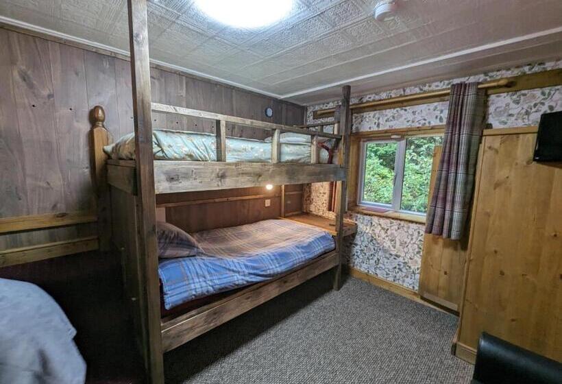 Четырехместный номер Премиум, The Steading Highland Glen Lodge