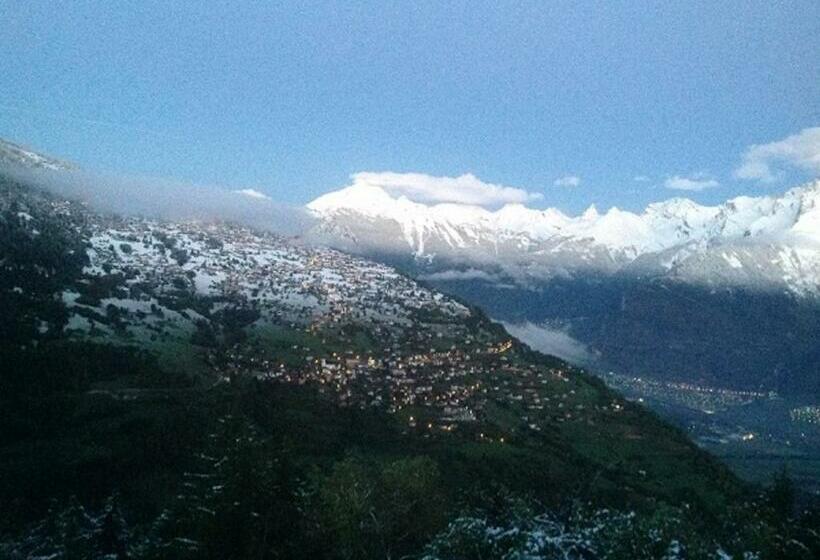 Номер Стандартный с Видом, Chambre Privãƒæ’ã‚â©e Avec Cuisine Et Salle De Bain Dans La Chambre, Winoka Lodge