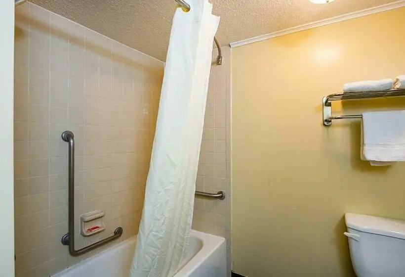 2ダブルベッドのスタンダードルーム, Econo Lodge