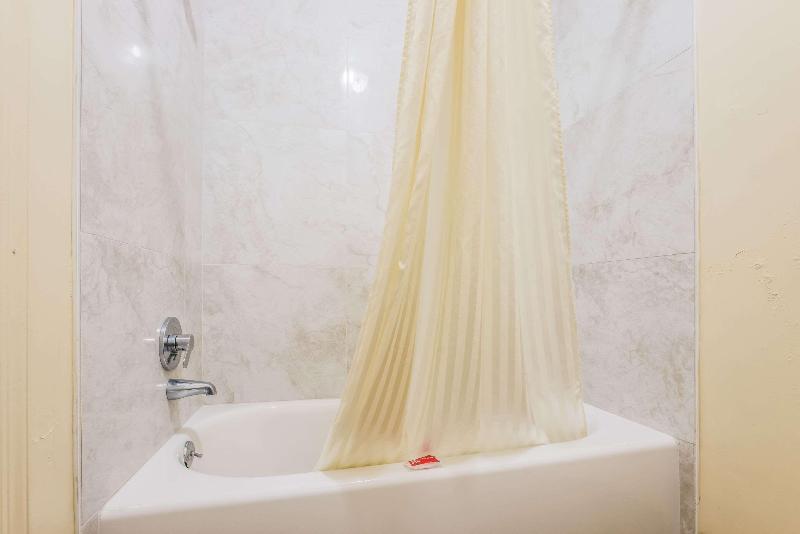 Стандартный Номер Кровать Кинг, Econo Lodge