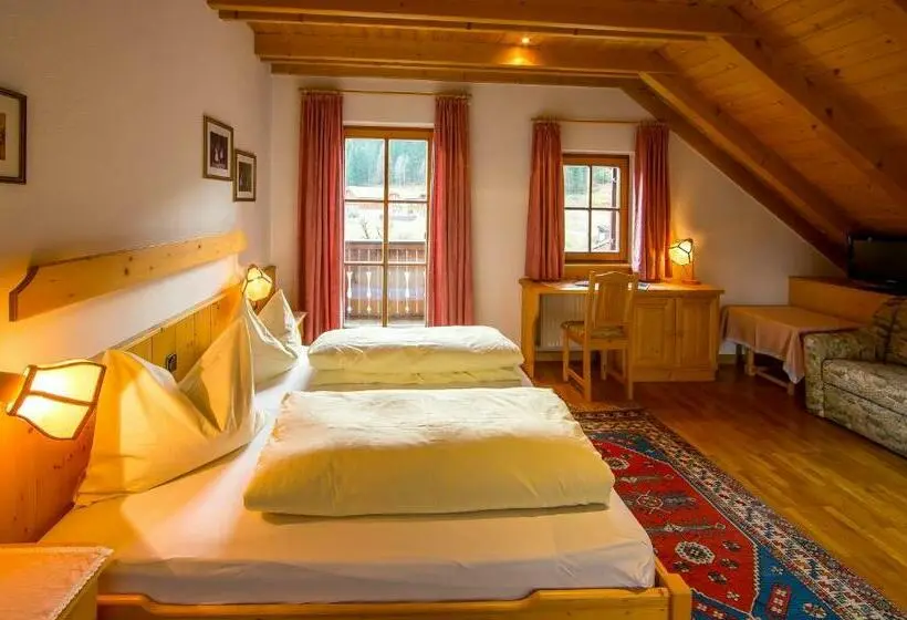 コンフォートルーム, Gasthof Obermair
