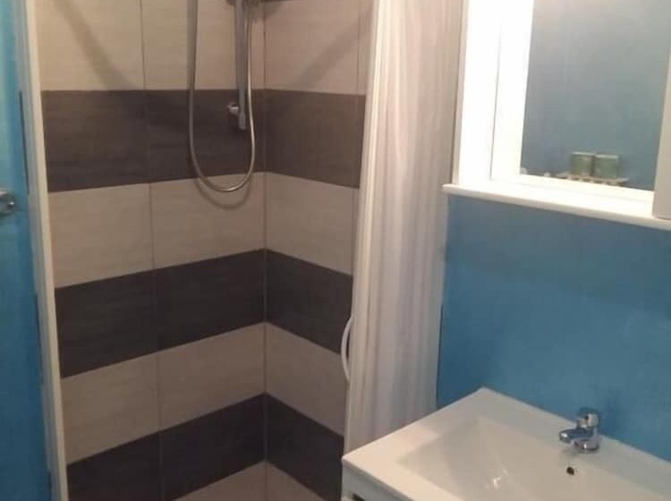 غرفة قياسية ثلاثية, Meridiana