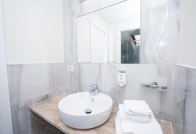 דירת שני חדרים, Rosalba   Valentini Family Village